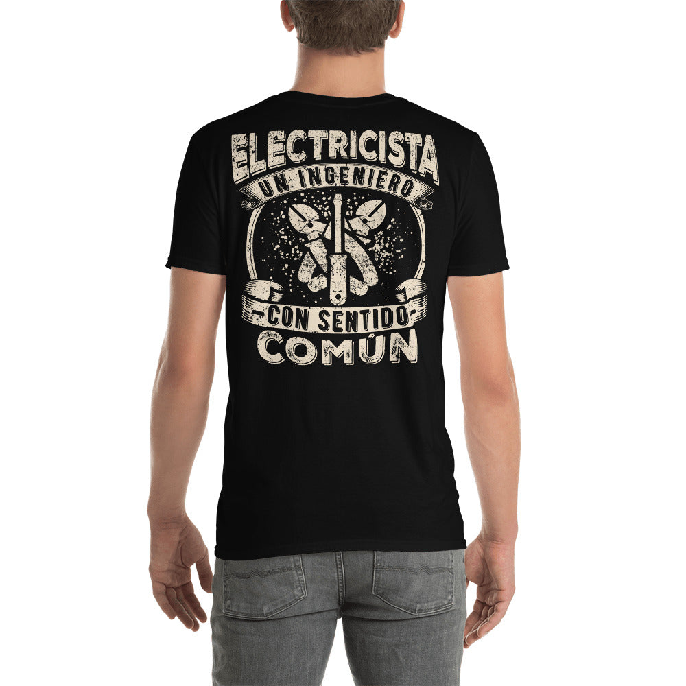 Camiseta unisex Electricista un Ingeniero Bk