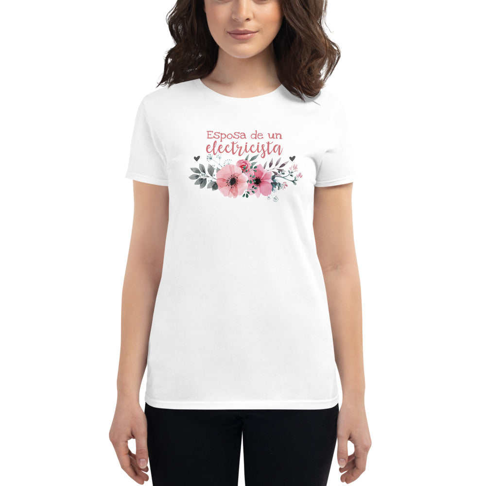 Camiseta Esposa de un Electricista Fashion Fit